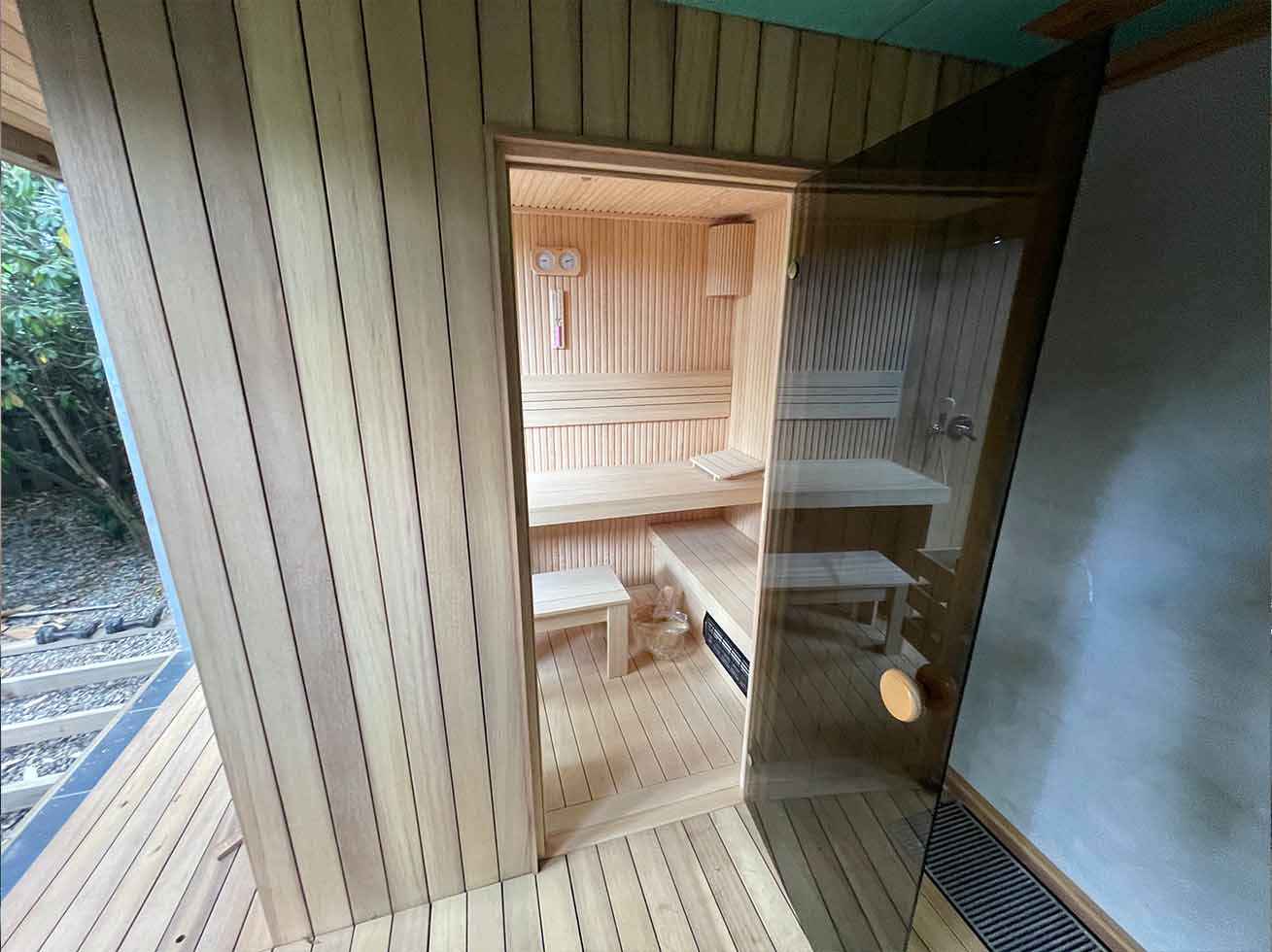 Frankfurt's Rural Haven: Countryside Sauna for Relaxation